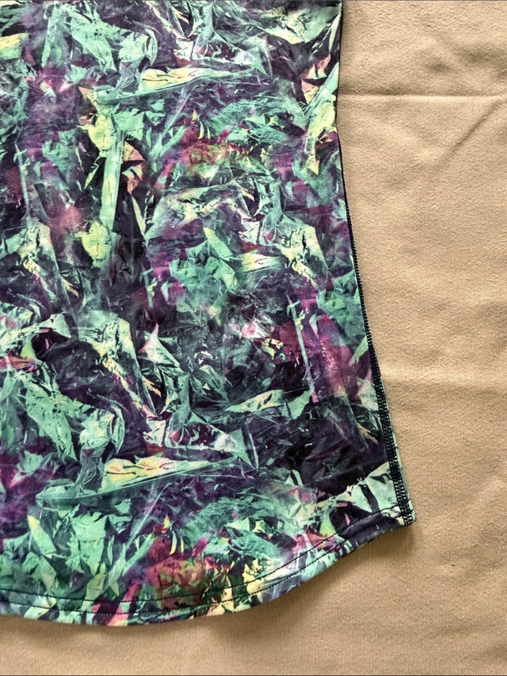 Lululemon Abstract Multi-Color Racerback Tank Top size 2 - Picture 5 of 8